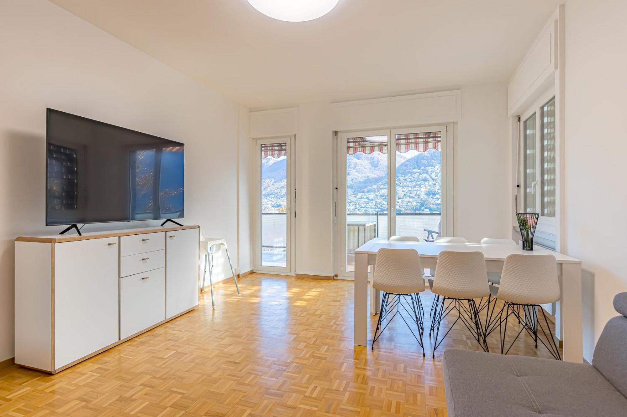 Апартаменты Imperial Of Lugano 4 With A Lake View Behind The Station And 10 Min From The Lake Экстерьер фото